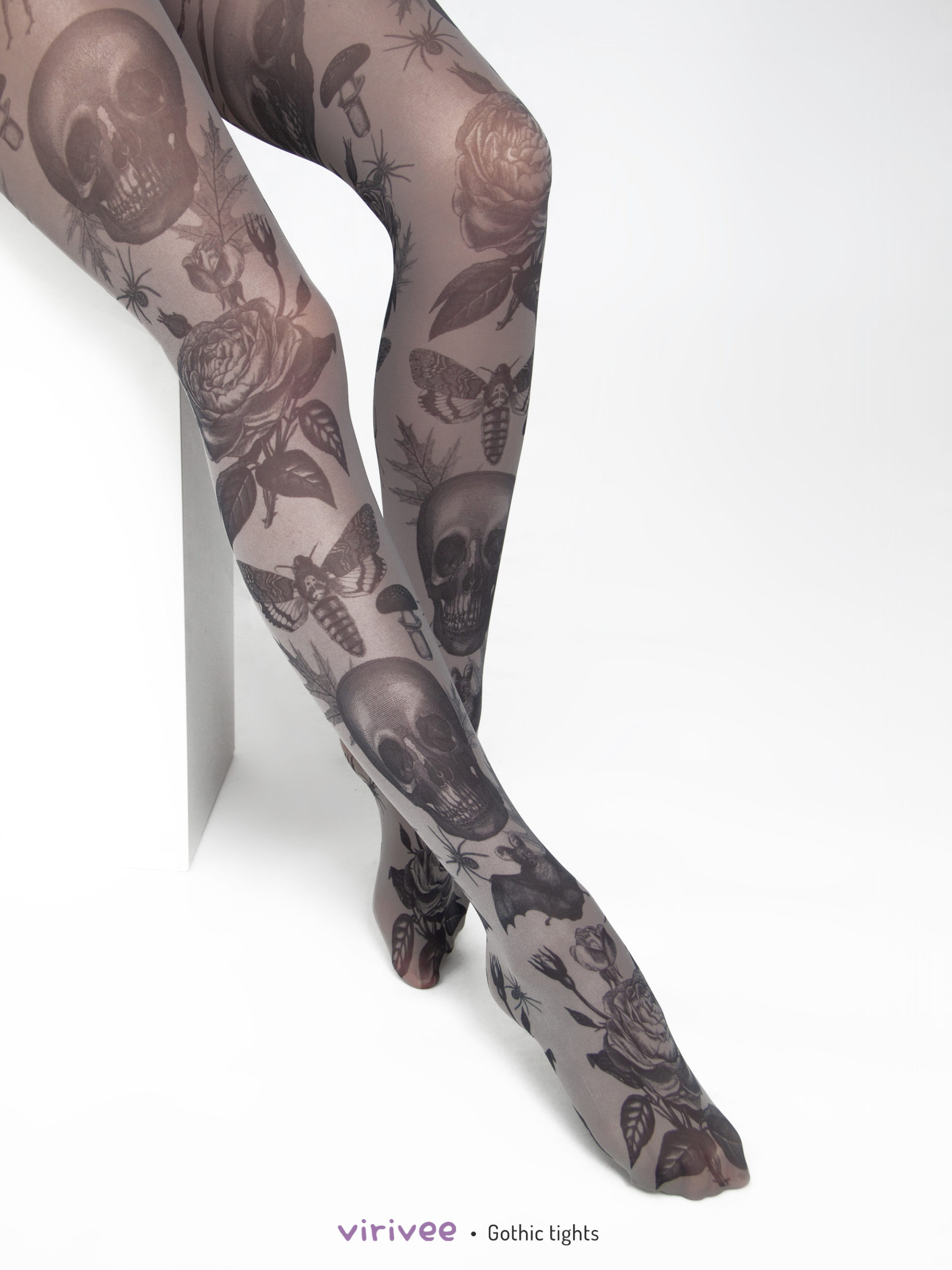 Skull and roses gothic tights, grey
