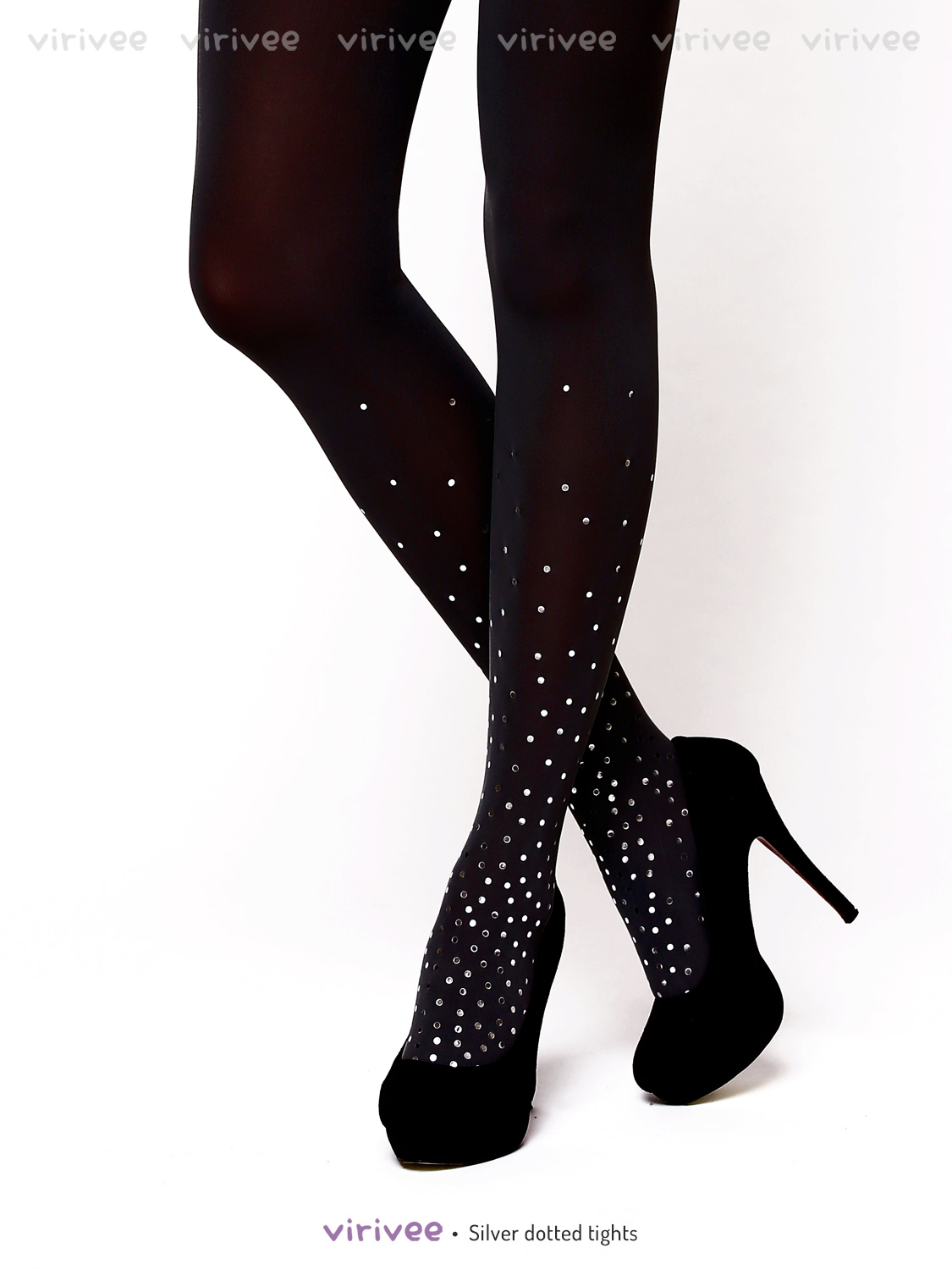 Dotted feet black tights